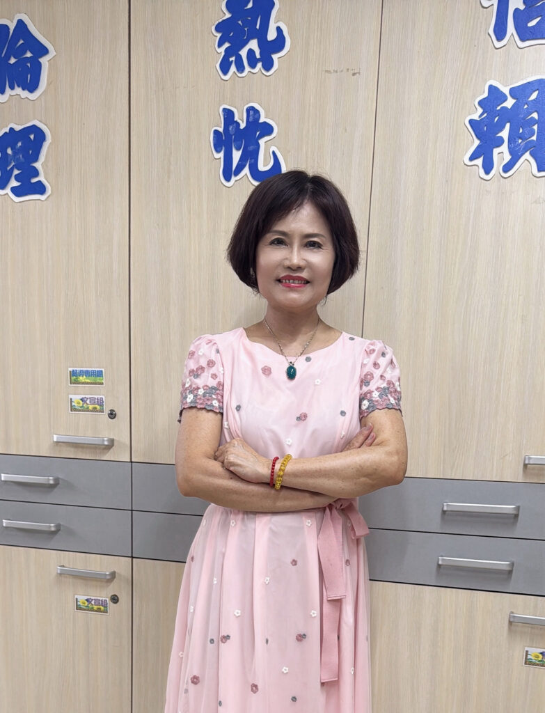 彎腰的稻穗-榮譽理事長胡毓恩